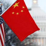 СМИ рассказали, когда США могут снизить пошлины на товары из Китая